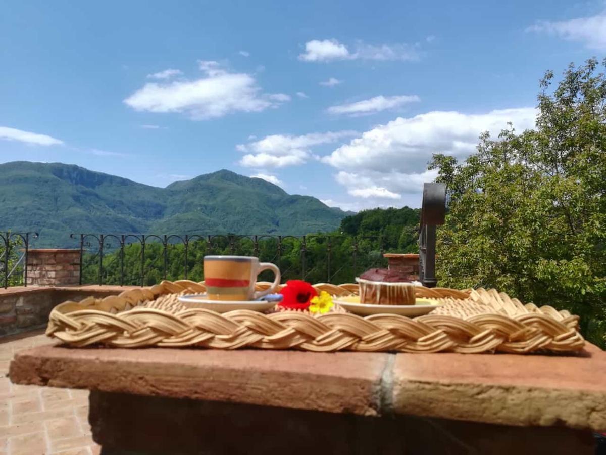 Tramonto Casa Barga Toscana Ristrutturata 2021 ภายนอก รูปภาพ